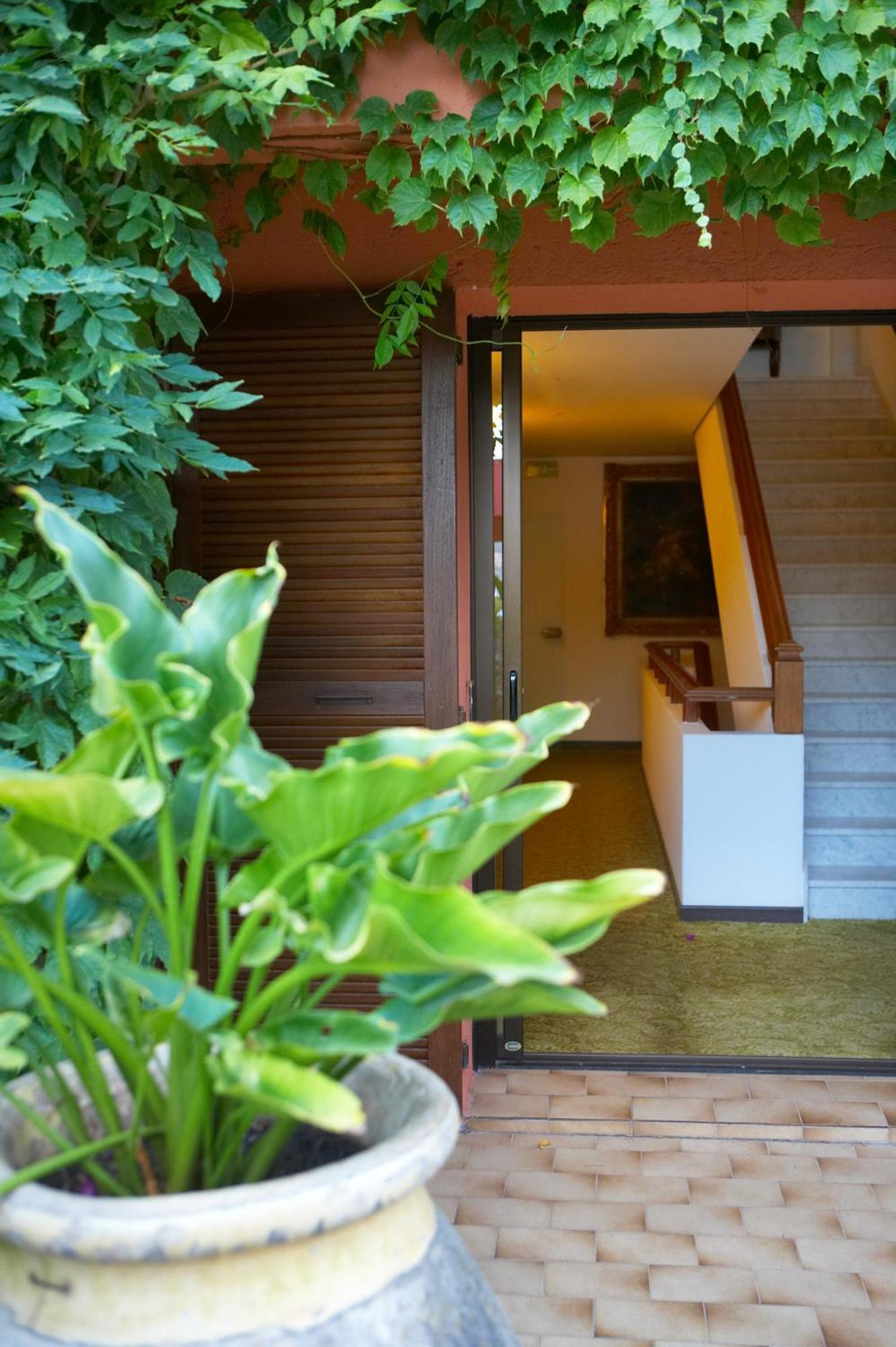 Hotel Shegara Porto-Vecchio  Exterior photo